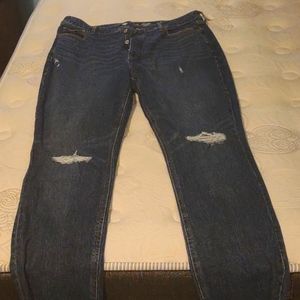 Old Navy Size 14 Tall High-Rise Skinny Jeans with Hidden Button fly.